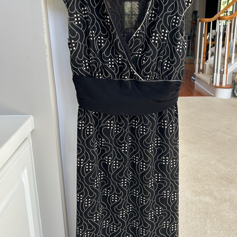 Max Studio Black and White Swirl Maxi Dress